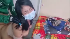 Ojol Yang Nekat Ngewe Sama Istri Orang Waktu Suaminya Lagi mandi