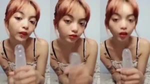 Abg Pirang Main Dildo Bikin Sange